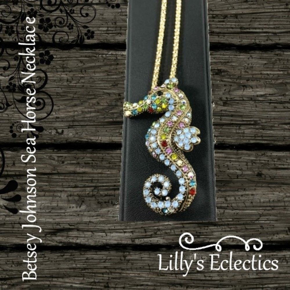 💥SOLD💥 on eBay Betsey Johnson Seahorse Necklace - Picture 1 of 8